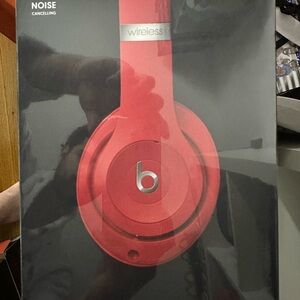 Beats by Dre Wireless Noise Cancelling Headphones - Red